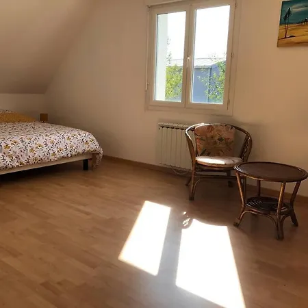 Maison Familiale A 1km De La *