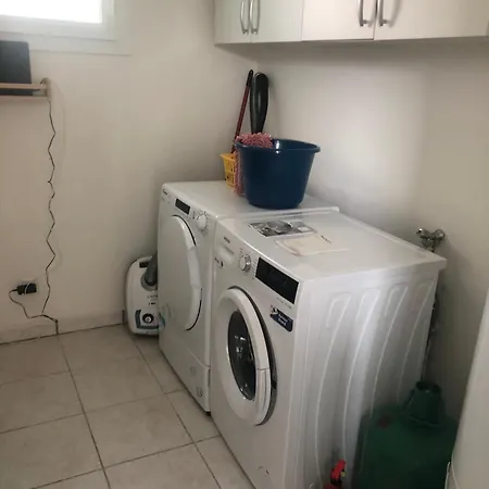 Maison Familiale A 1km De La *