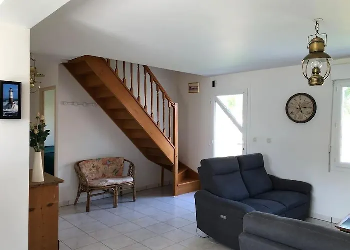 Maison Familiale A 1km De La *