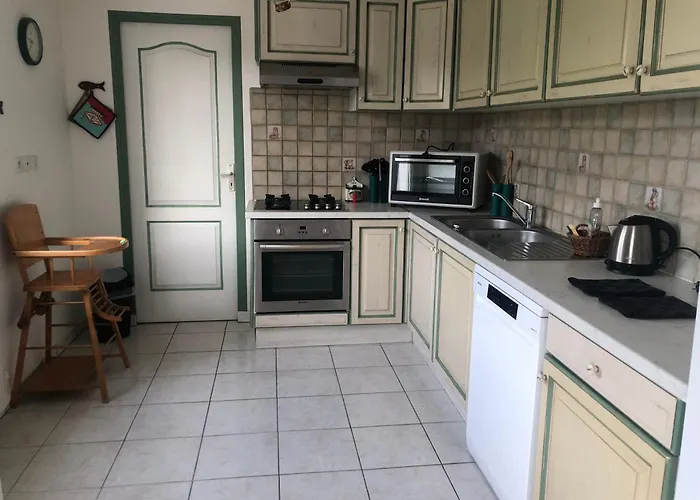 Maison Familiale A 1km De La